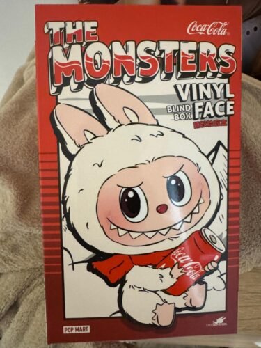 Labubu Coca-Cola Monster Collection, Akla kastīte, 1 gab. fotoattēla pārskats