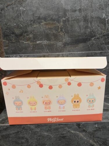 Labubu Have a Seat Collection, Aklās kastes, 6 gab. fotoattēlu pārskats