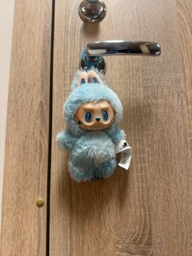 Labubu Big Into Energy Collection, Aklā kaste, 1 gab. fotoattēlu pārskats